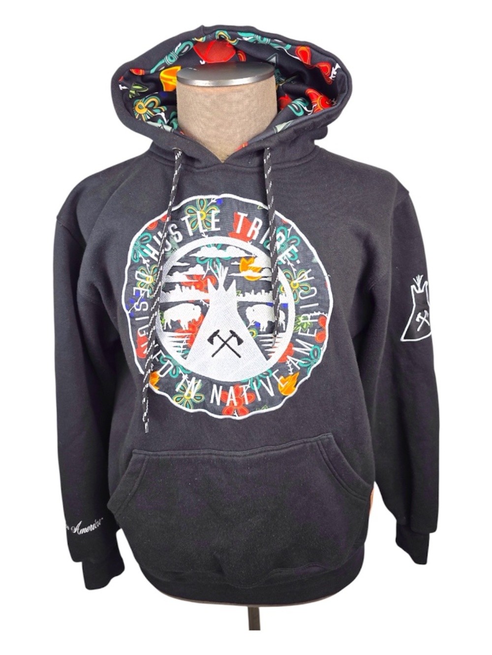 Hustle Tribe Black Floral Circle Logo Embroidered Hoodie Size M Native American